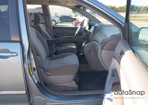 2006 Toyota Sienna Le 7 Passenger z USA, uszkodzony, nr VIN 5TDBA23C56S074530